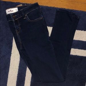 Hollister dark blue skinny jeans